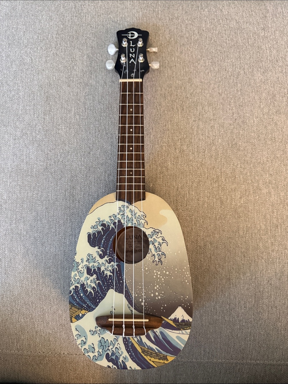 Luna Wave Graphic Soprano Ukulele - Cream & Blue